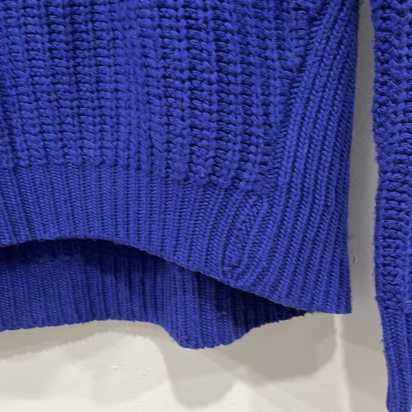 Autumn Cashmere Turtle Neck Pullover Sweater in Cobalt blue Leather elbow M - Picture 2 of 15